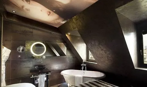 Le Petit Beaumarchais & 4* Paříž