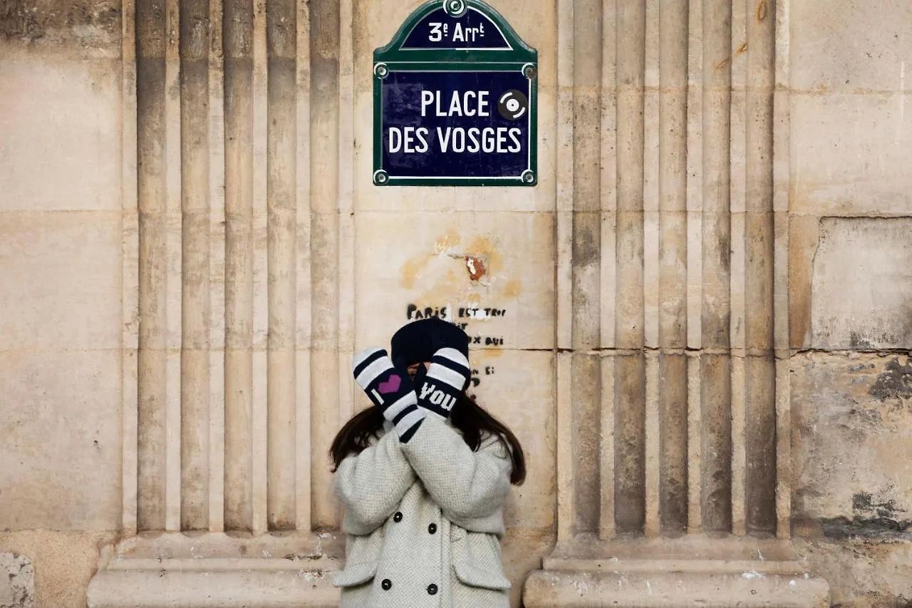 Le Petit Beaumarchais & Hotel Paříž