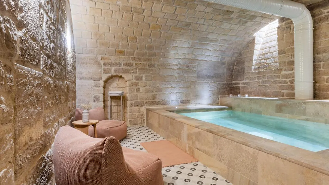 Le Petit Beaumarchais & Otel