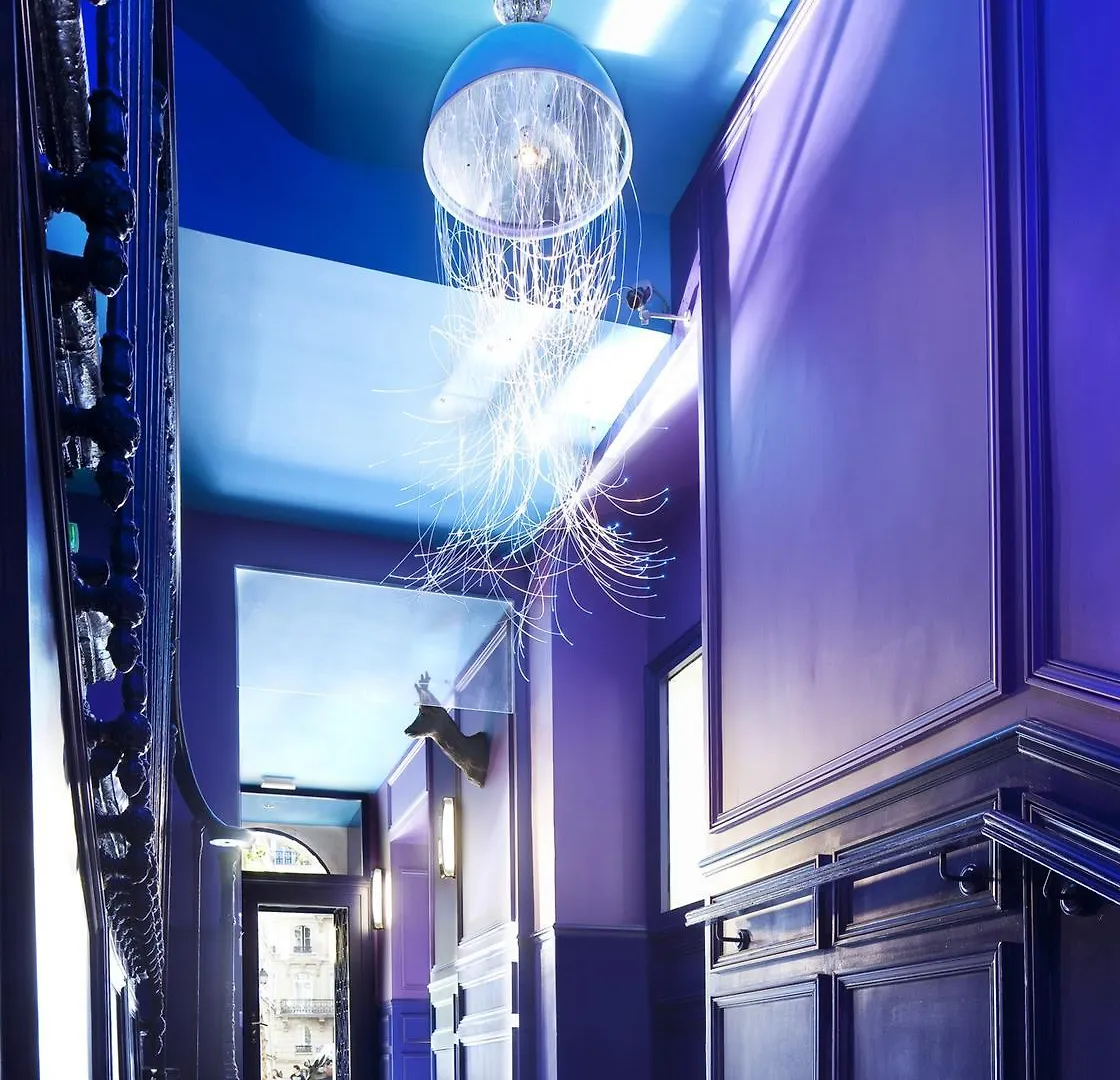 Otel Le Petit Beaumarchais &